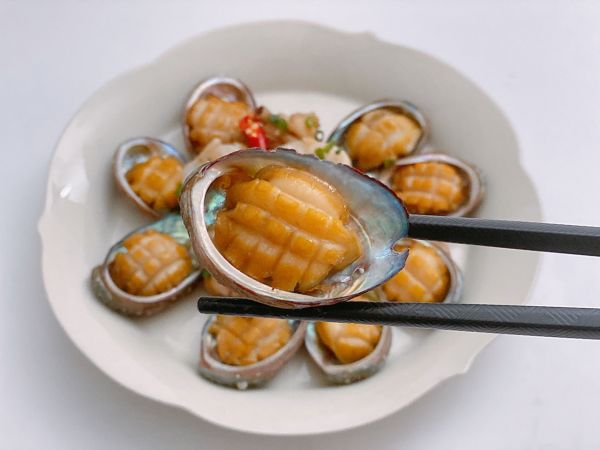 鲜虾鲍鱼鸡翅煲