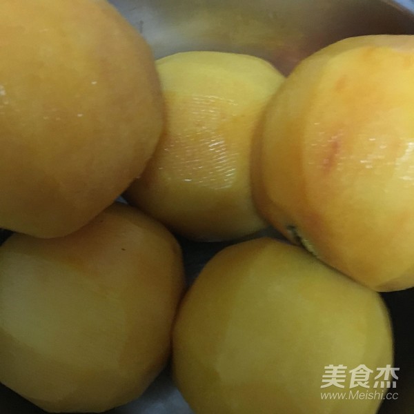 黄桃罐头的做法