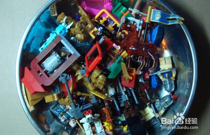 积木场景搭建之机器人与未来骑士