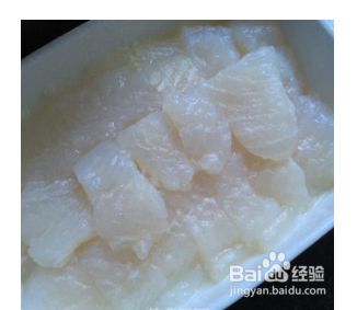 剁椒蒜蓉蒸巴沙鱼的做法步骤