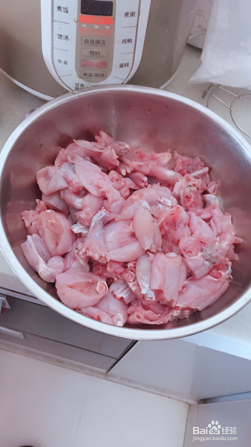 怎么做東東家泡椒田鸡?