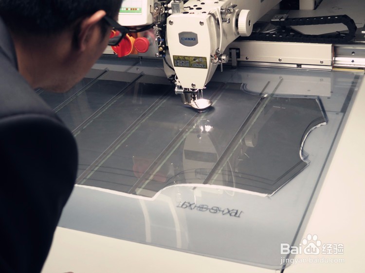 茱莉机长羽绒服告你如何辨别羽绒服的好坏？