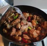 美食红烧排骨的做法
