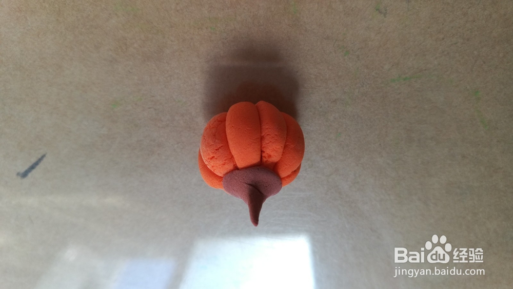 用超轻黏土玩具捏出南瓜