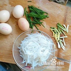 如何做银鱼炒鸡蛋