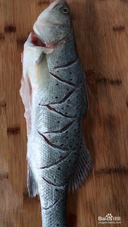 红烧海鲈鱼教程
