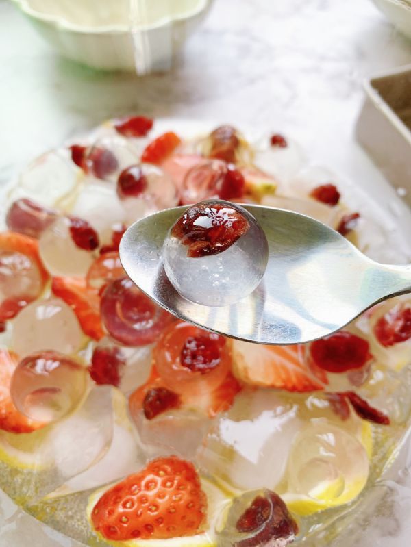 蔓越莓果冻冰饮