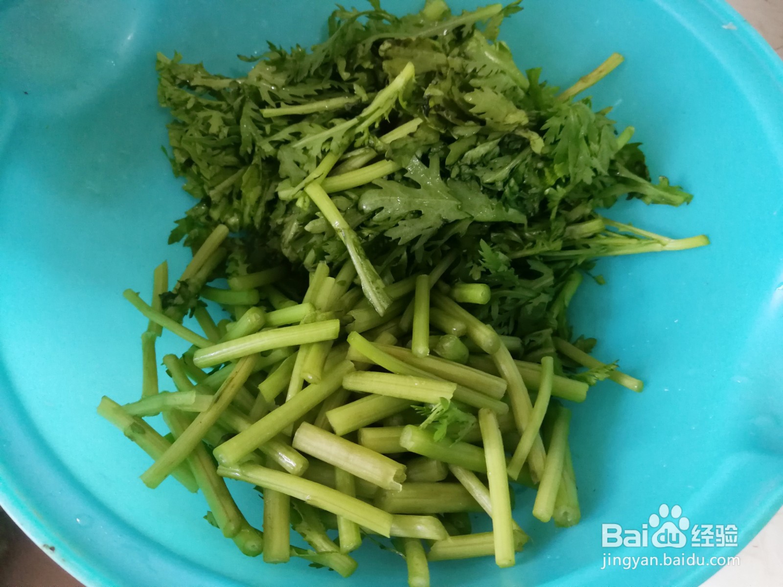 素炒茼蒿的做法