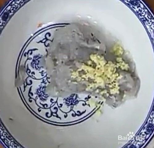 鲜虾韭菜做馅，上锅蒸出鲜美好看的竹荪小葫芦