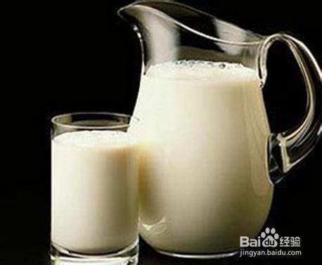 切记，早晨起来喝第一杯水不要喝