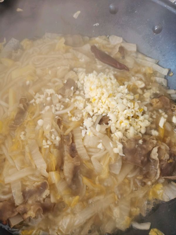 肥牛酸菜炖粉条