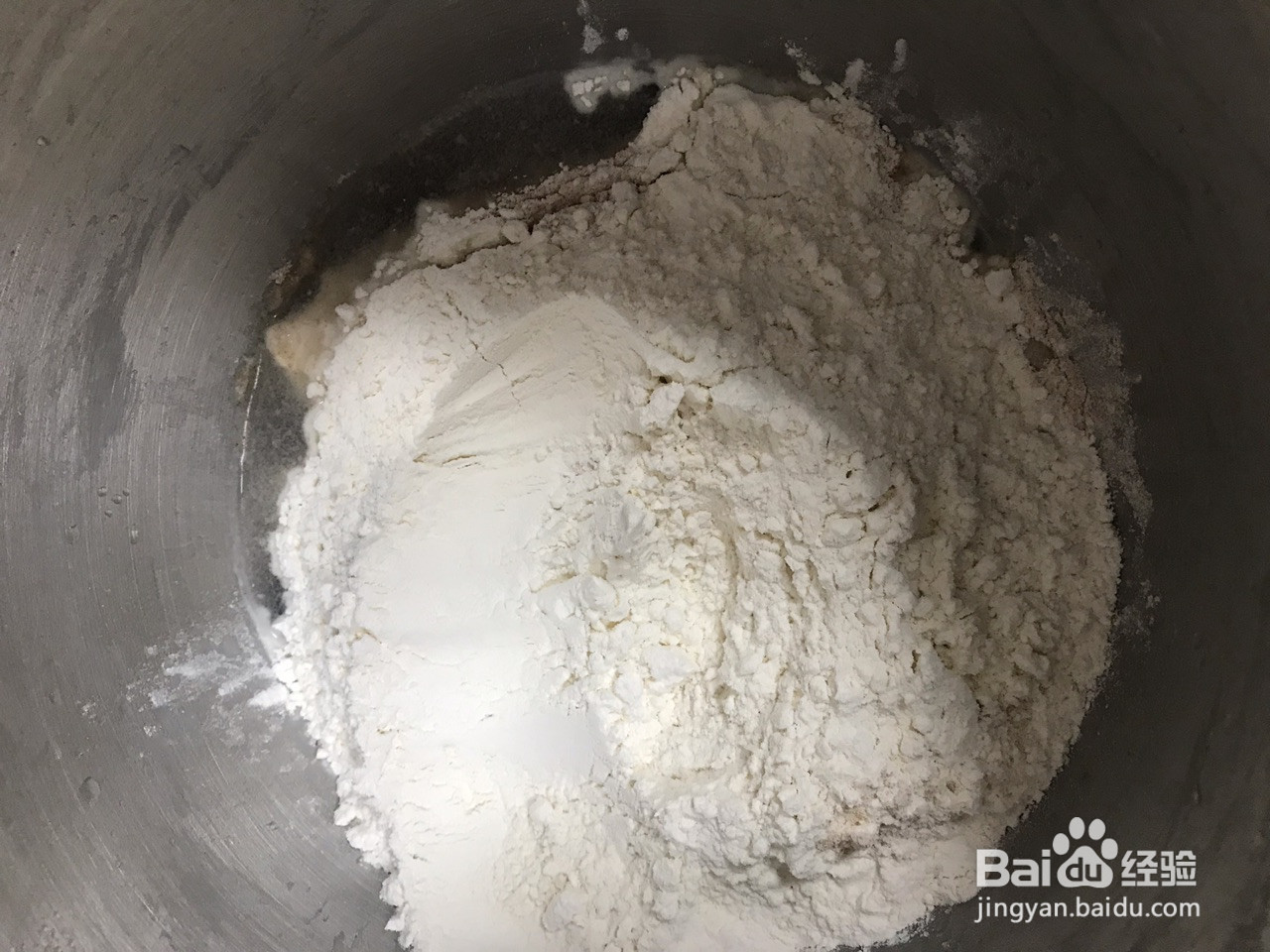 全麦葡萄干软欧包的做法
