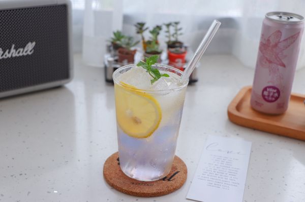 梦幻蜜桃椰子气泡水