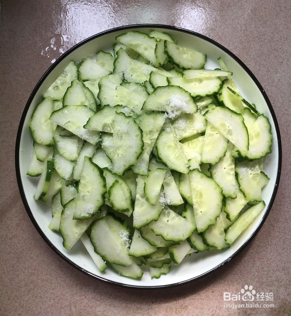 黄瓜炒鸡蛋的做法