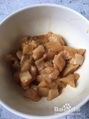 鸡胸肉炒三丁