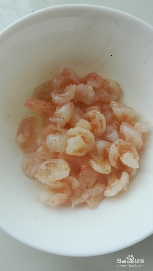 虾仁锅巴的做法