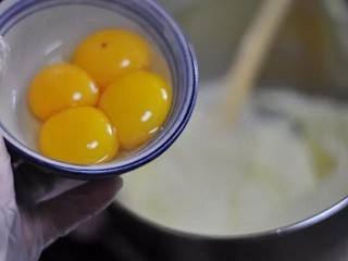 提子椰蓉球怎么做?