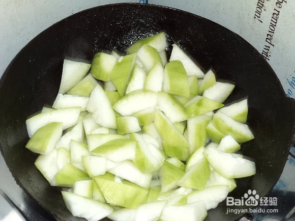 如何制作猪肉丸冬瓜粉丝汤