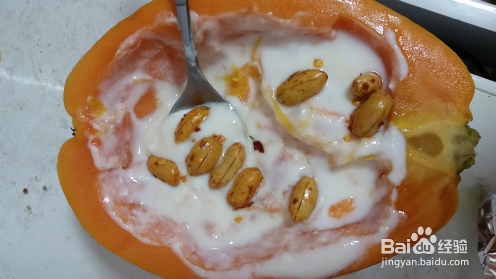 自制丰胸养颜的木瓜酸奶