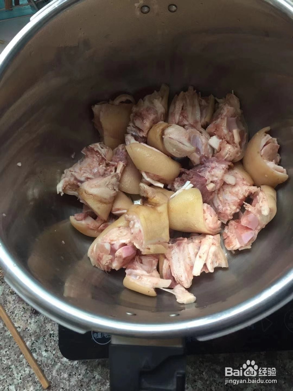 极味家常菜:猪蹄炖红豆