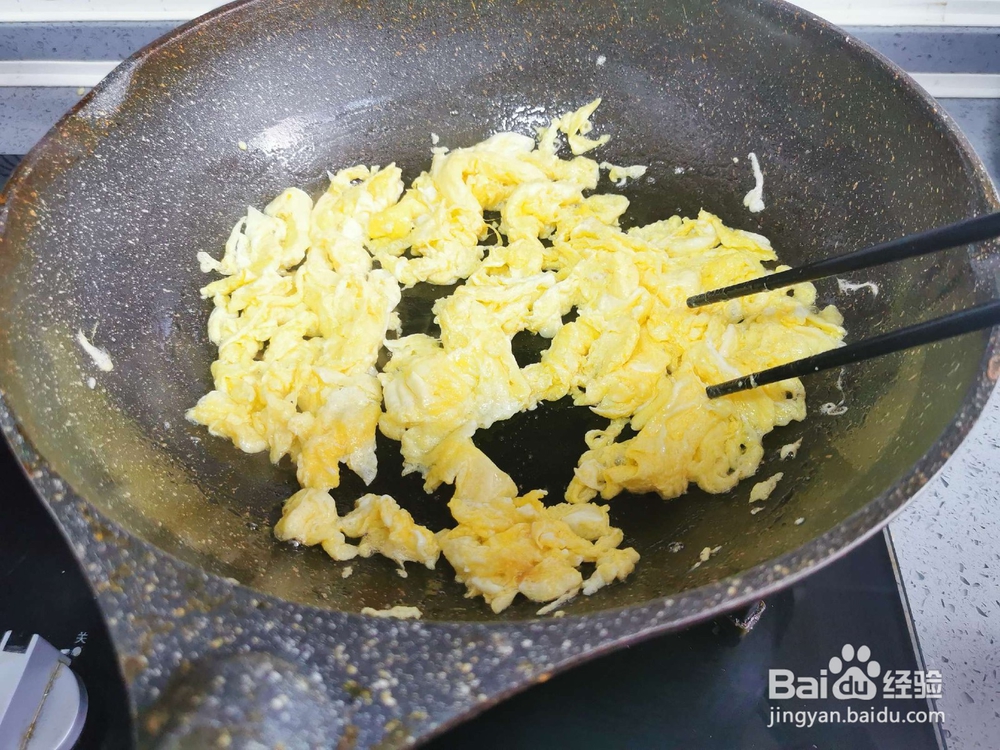 菠菜炒鸡蛋的做法