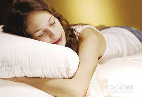 怎么预防和减少脸上的青春痘