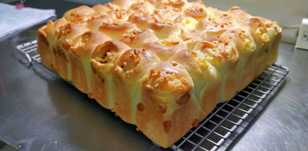 火腿芝士小排包