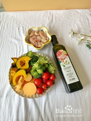 时蔬烤鸡胸肉的做法