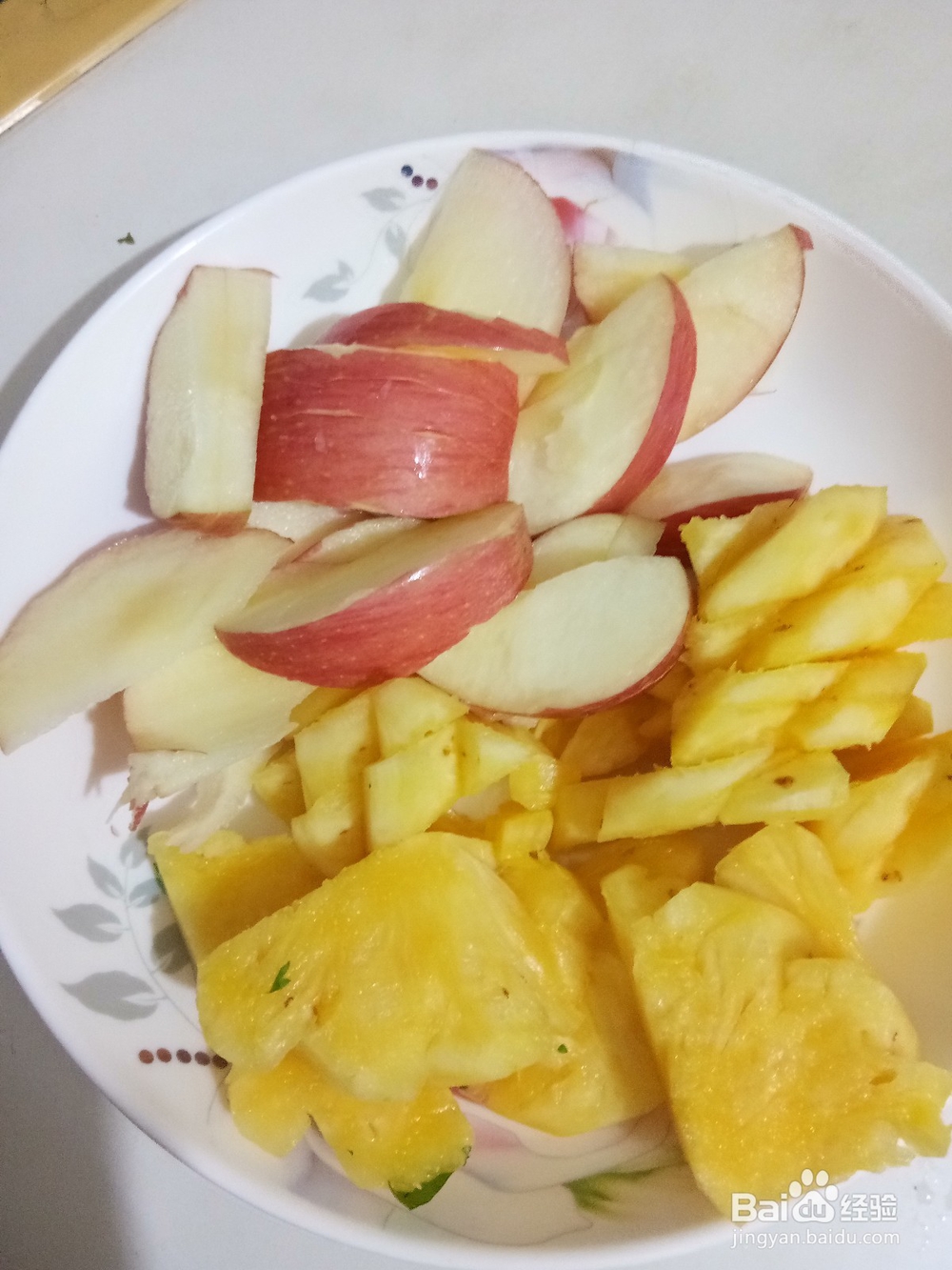 菠萝木耳怎么炒好吃