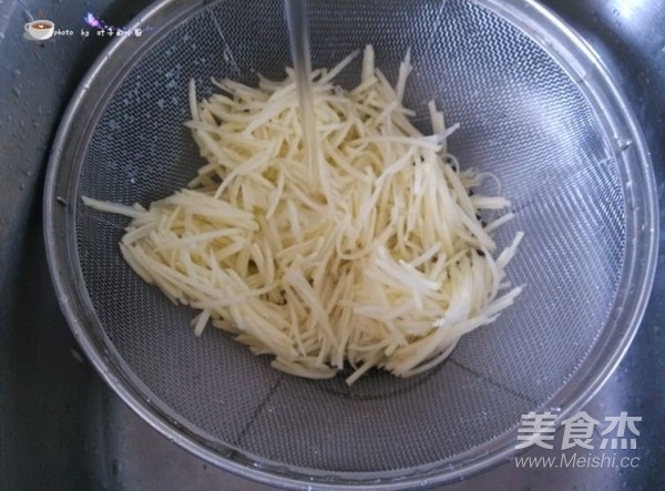 土豆传奇土豆丝是怎么制作的？