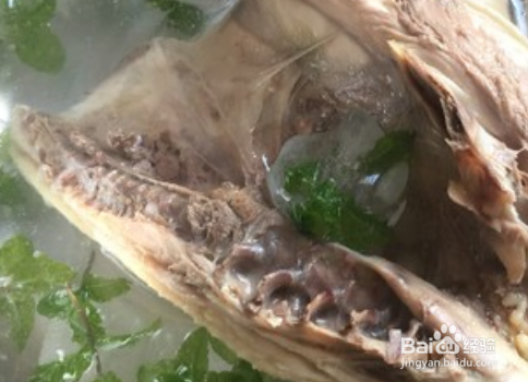 如何烹饪槽香三黄鸡？