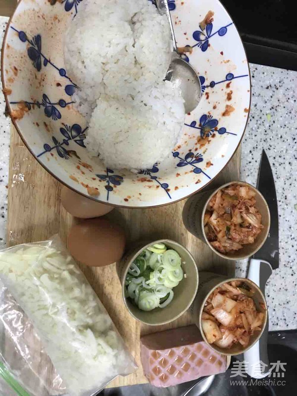 黄金泡菜炒饭