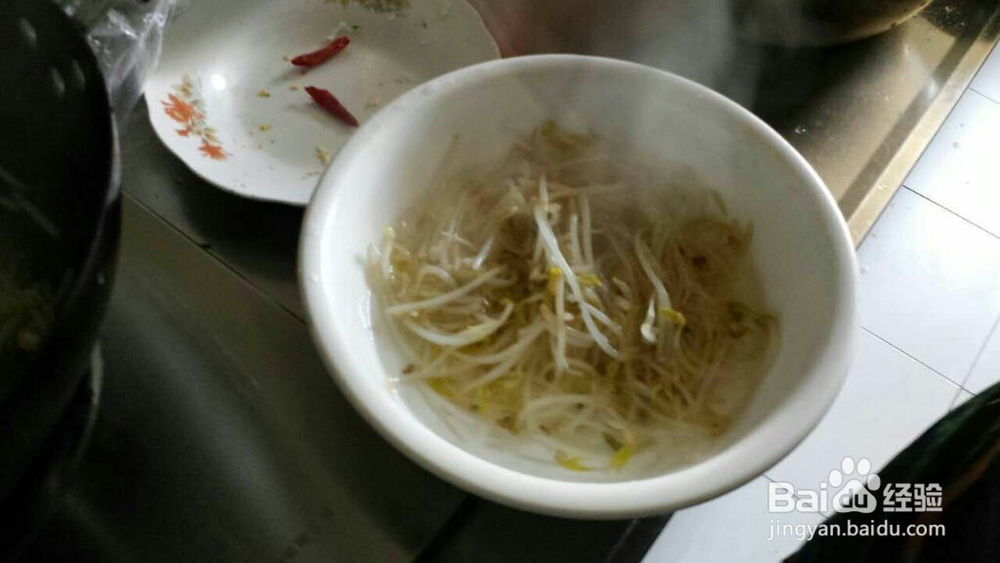 如何制作美味的凉拌豆芽