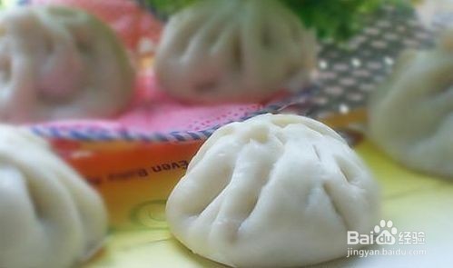 新鲜包菜大肉包