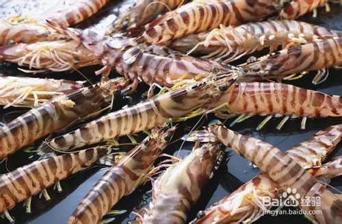 经期丰胸有妙招-边吃边大