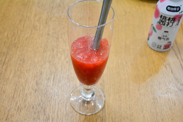 桃桃西打西瓜饮