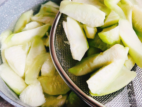 宝贝爱上丝瓜牛百叶鲜汁菜