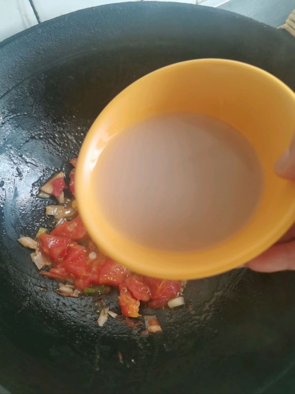 西红柿海鲜疙瘩汤