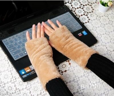 冬天玩电脑手冷脚冷怎样办