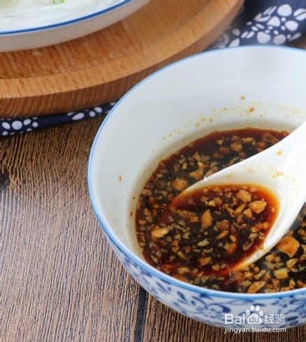 腊肠粉丝娃娃菜的做法