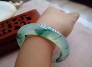 翡翠手镯怎么鉴定真伪