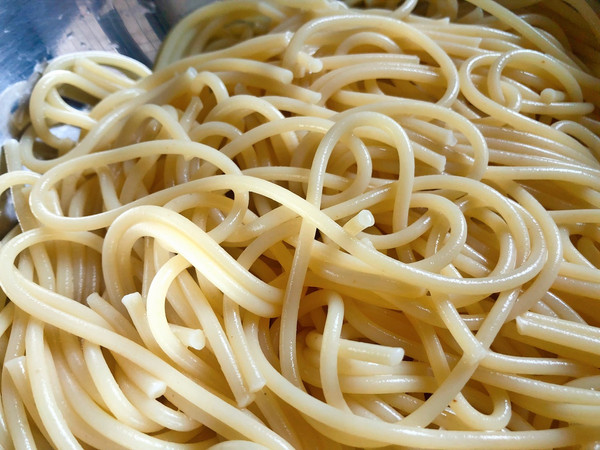 咸蛋黄南瓜虾仁意面