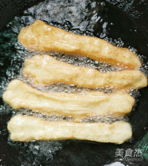 酵母版油条的做法