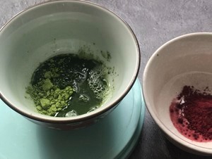 双色蛋糕卷的做法