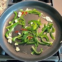 如何制作美味的清炒土豆丝？