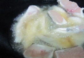 开胃美食半煎煮草鱼