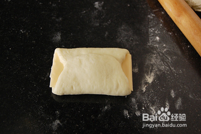 做出入味的黑白芝麻乳酪餐包