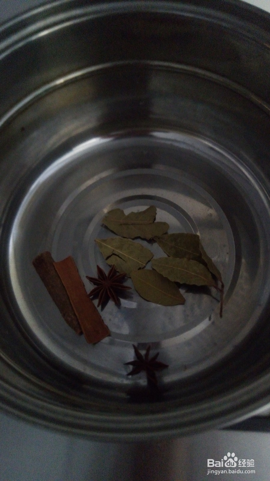 如何做五香红烧肉