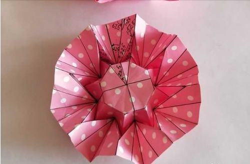 抗战胜利花怎么制作