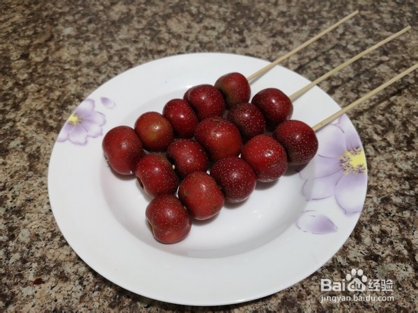 冰糖葫芦的做法